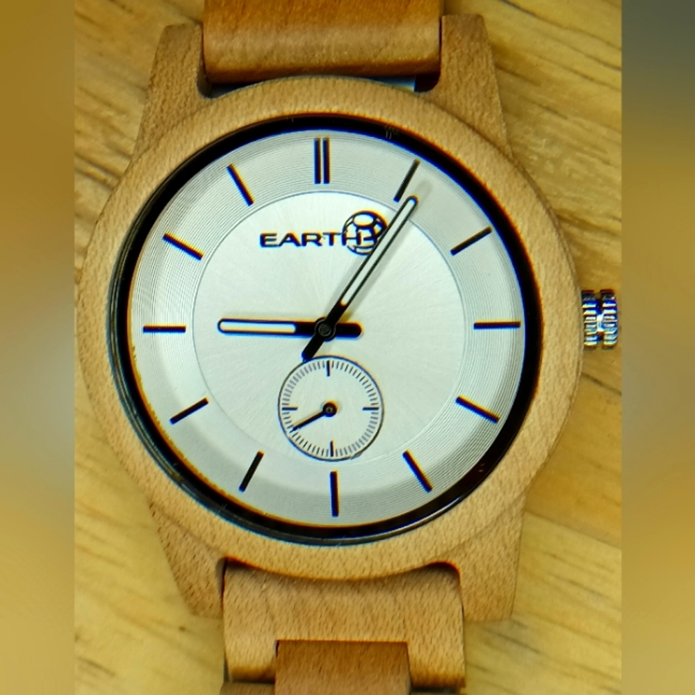 X Earth Blue Ridge Quartz watch light oak tone with silver face 3 hands i